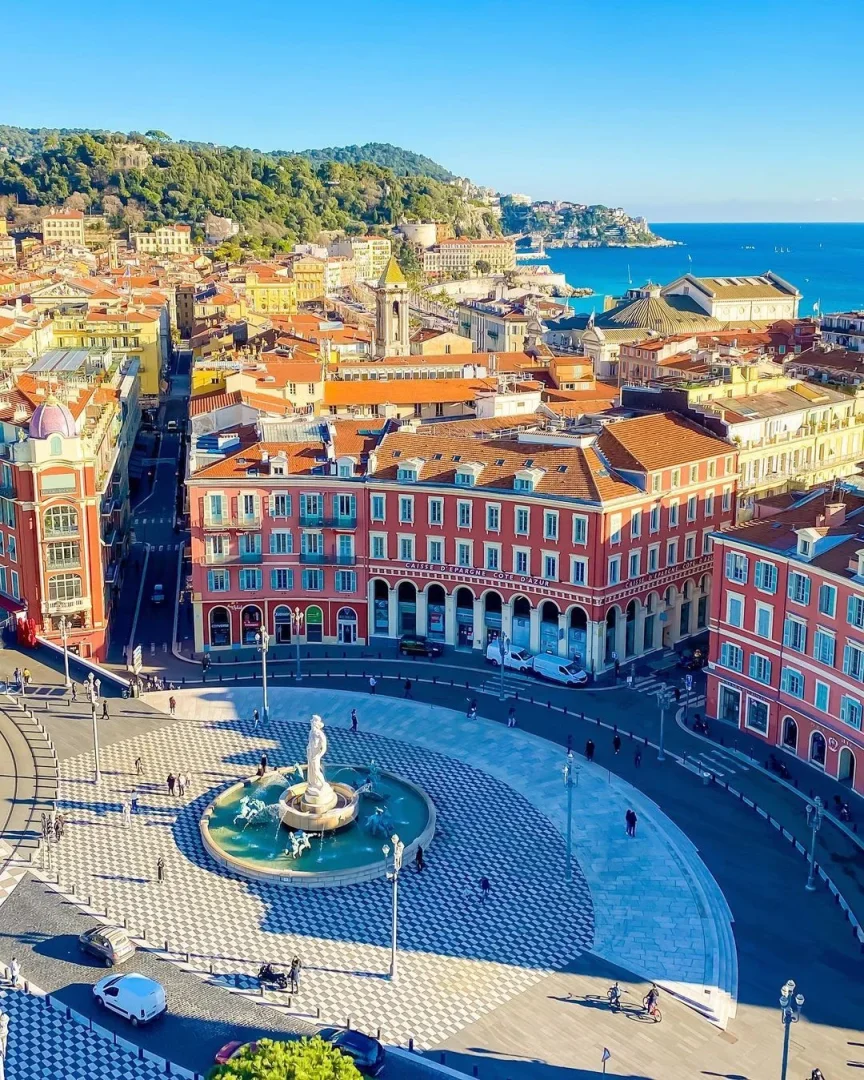 Pourquoi certaines villes comme Nice continuent d’attirer malgré le ralentissement immobilier